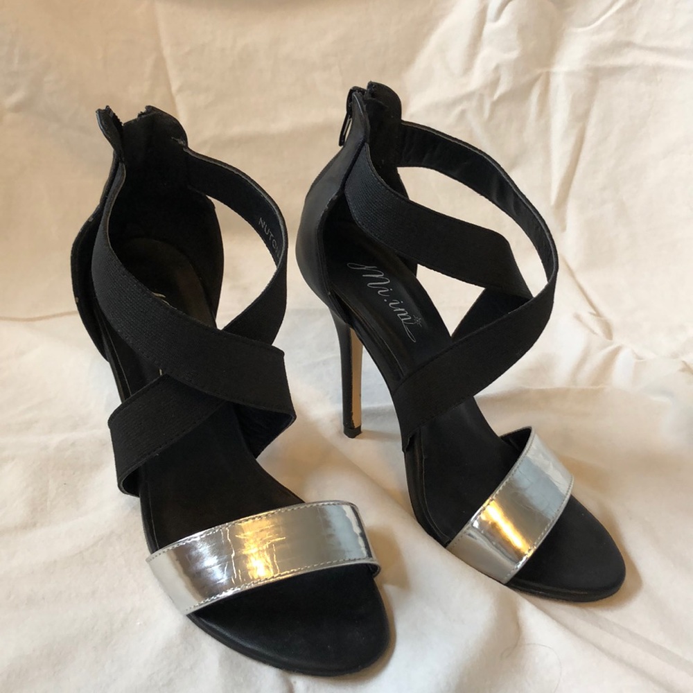 High heel black and silver sandal